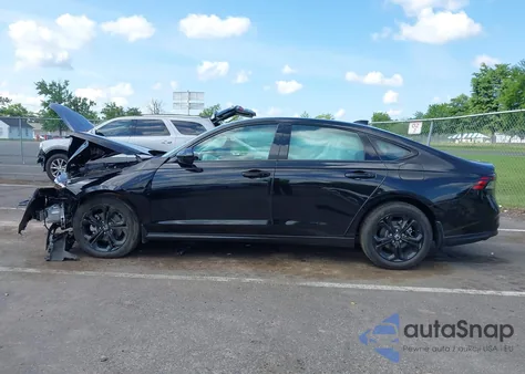 2025 Honda Accord Se из США, поврежденный, VIN 1HGCY1F46SA033525